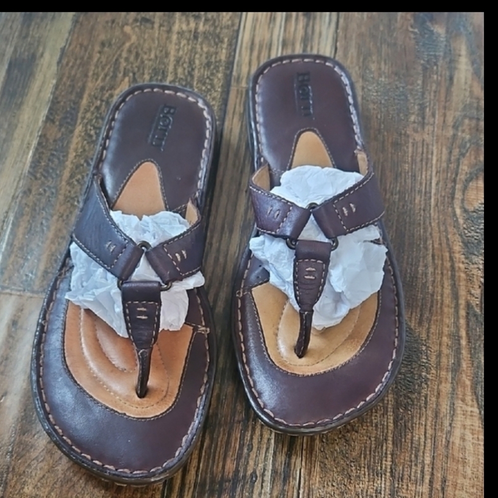 Born Dark Brown Leather Sandals - Picture 10 of 10